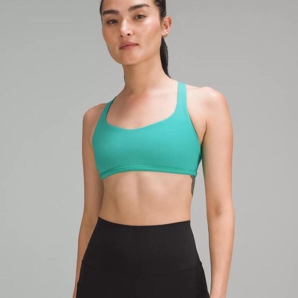 Lululemon free to be bra in two-toned green size 4 - Picture 1 of 5